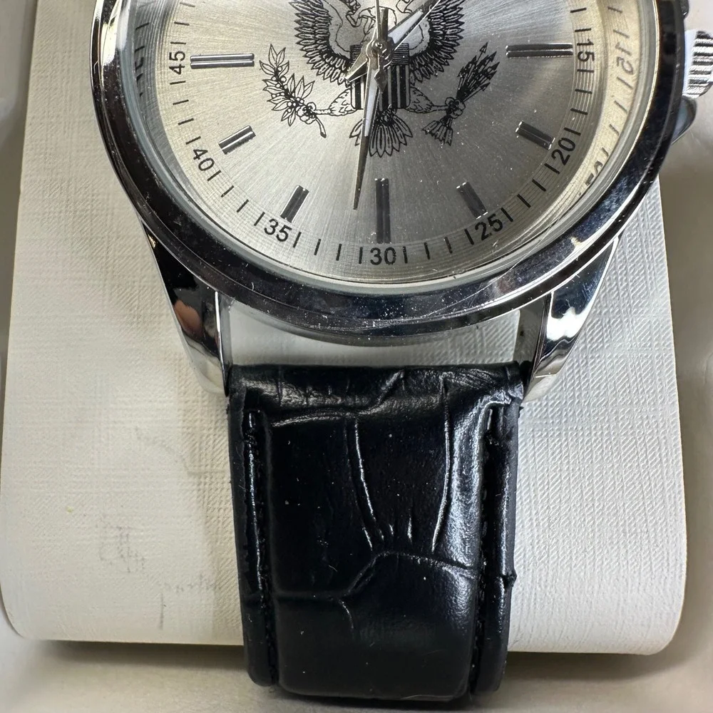Relic by Fossil Mens Watch E Pluribus Unum US Eagle Black Leather Strap